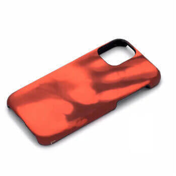 Meniace sa termo ochranný kryt pre Apple iPhone 13 mini - čierno/červený