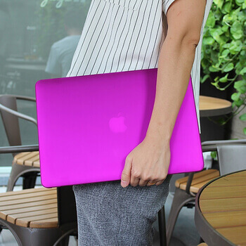Plastový ochranný obal pre Apple MacBook Air 15,3" (2023, M2) - zelený